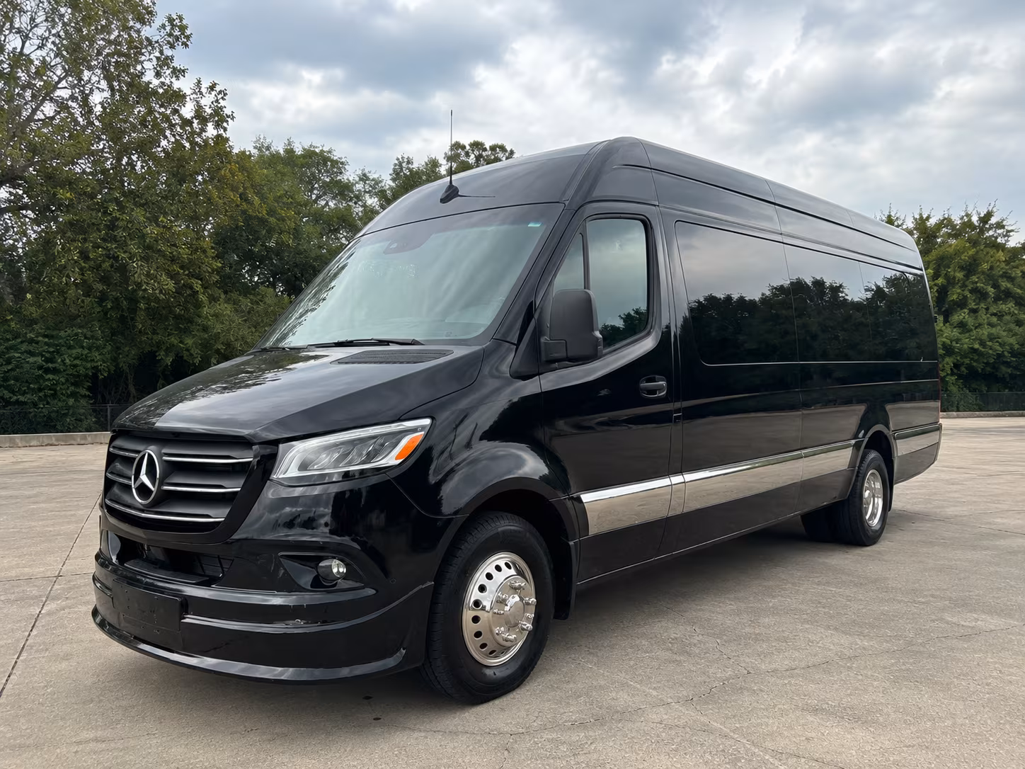 find the perfect transportation for your next wedding 1