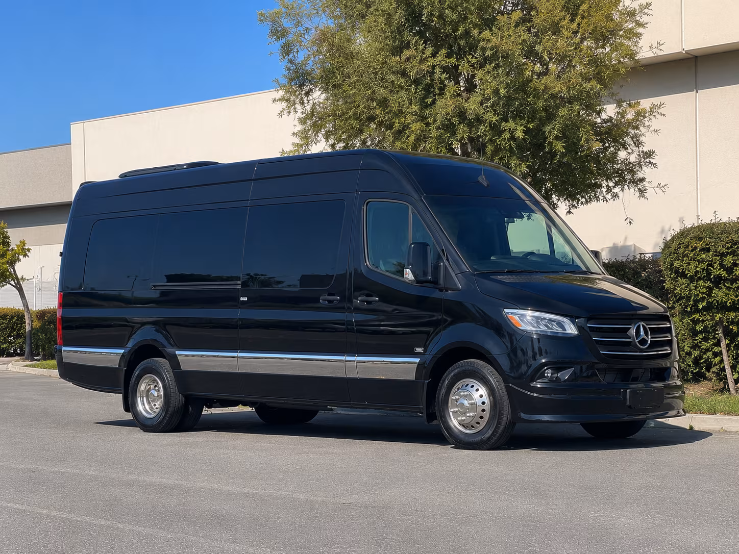 find the perfect transportation for your next wine tour 1
