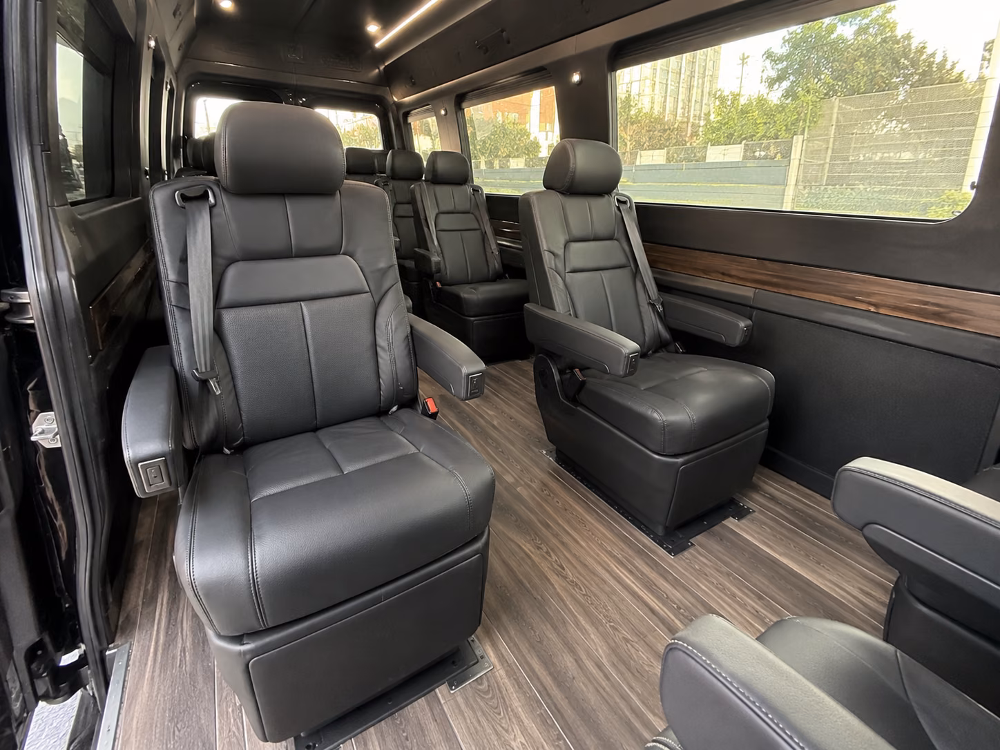 newark 10 passenger sprinter van interior
