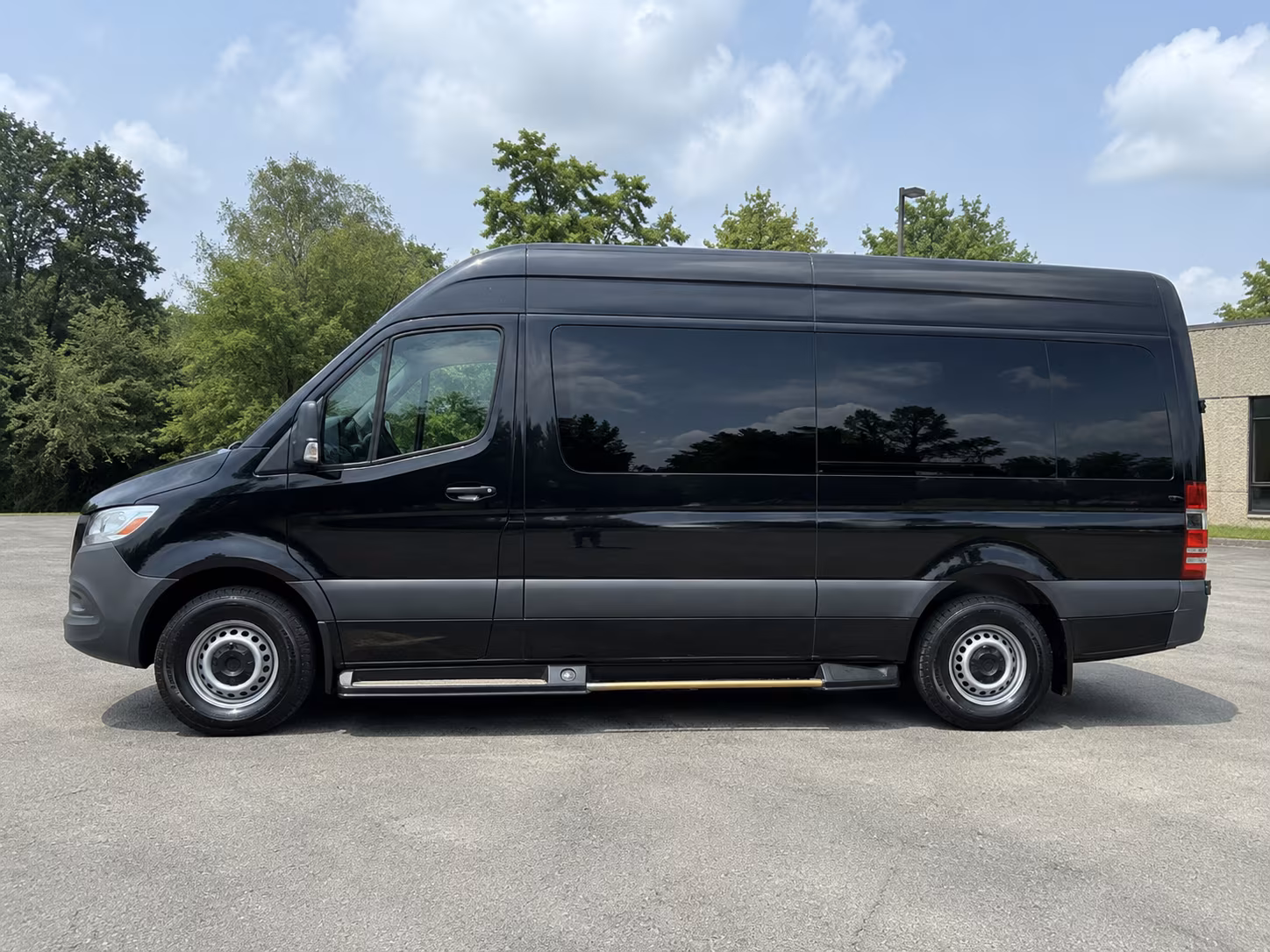 newark private event sprinter van rental