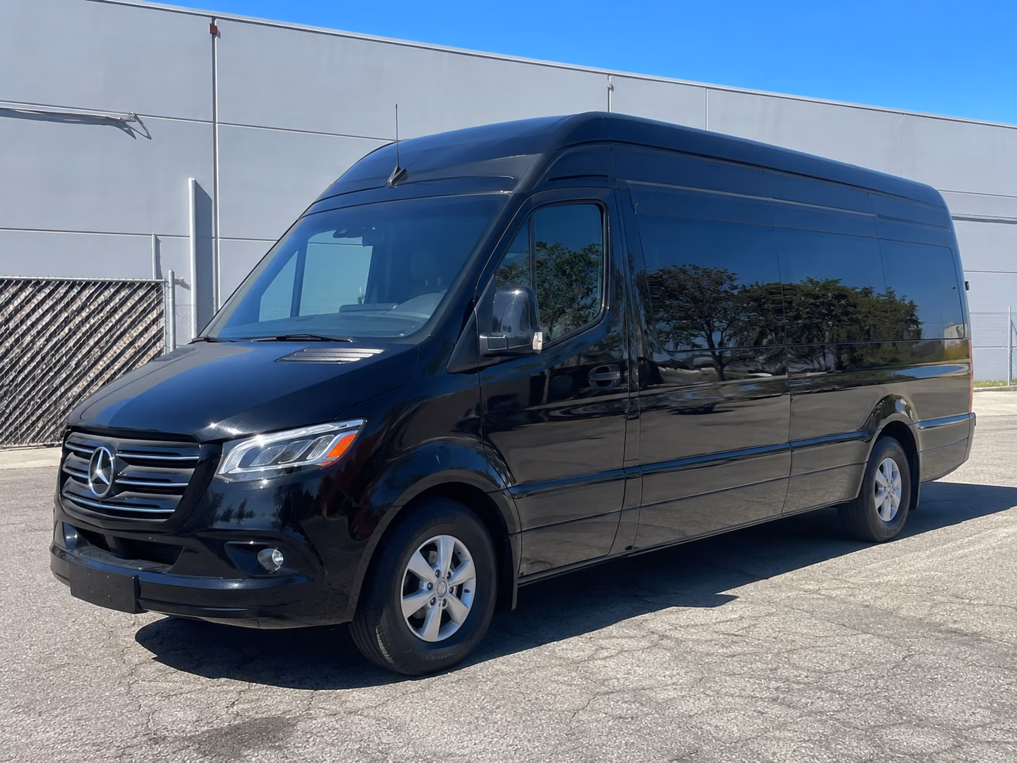 why rent using newarksprintervanrental com
