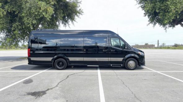 sprinter limousine newark